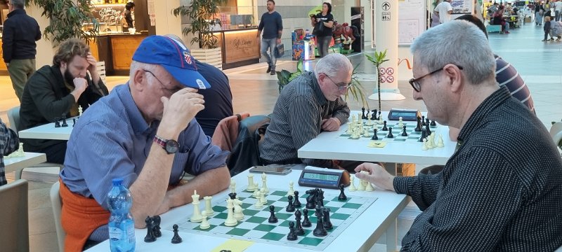 20221029_174820_folly.jpg - Saturday Blitz League #62 -29 ottobre 2022 @ Montefiore Chess Area